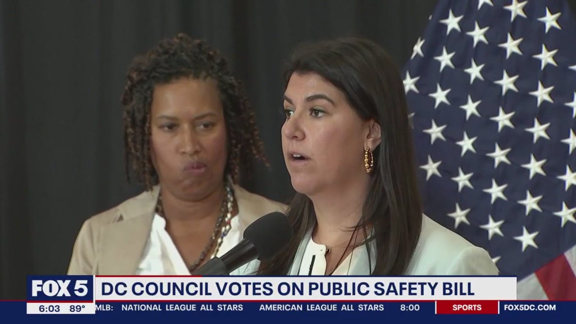 DC Council votes on emergency public safety bill